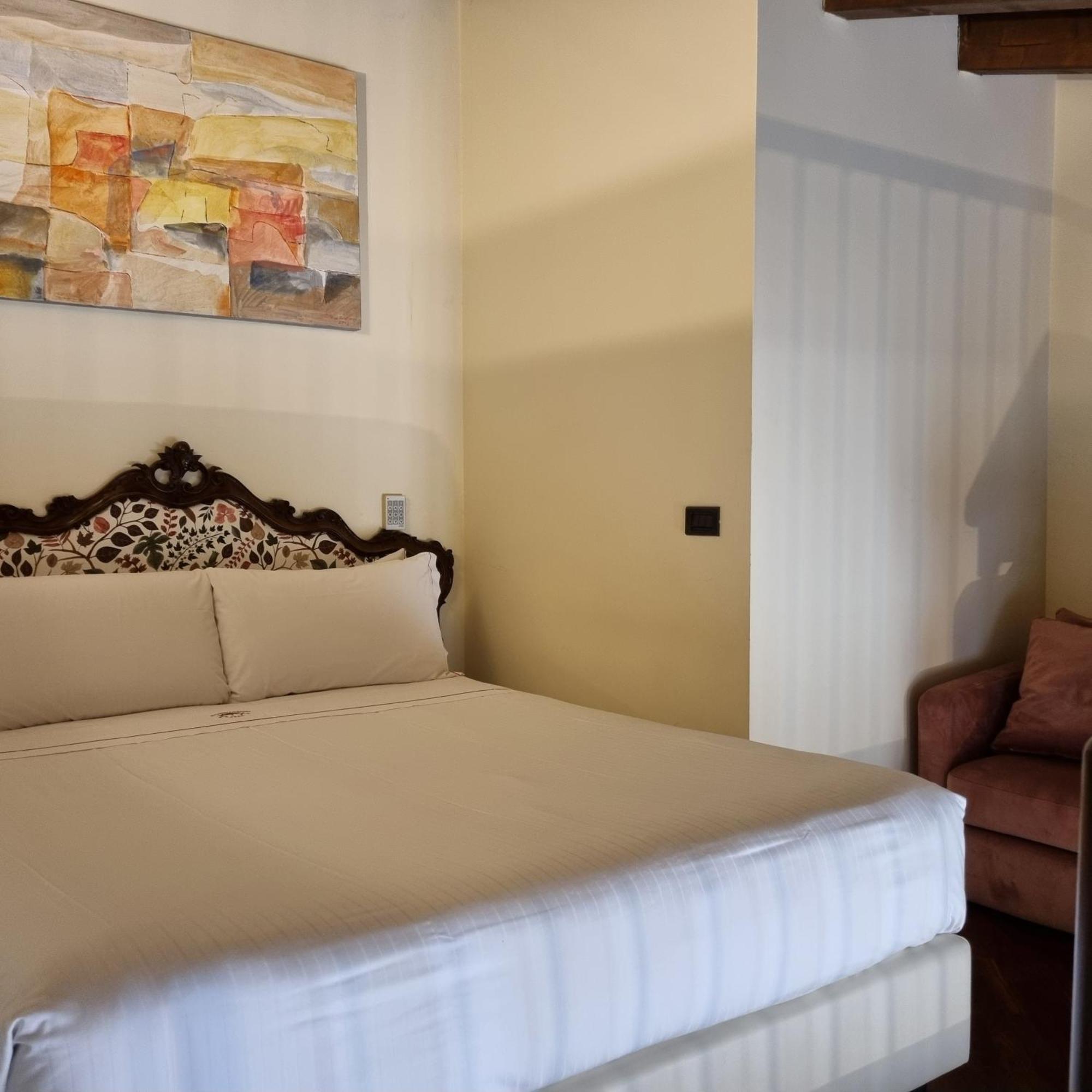 Phi Hotel Bologna Bagian luar foto