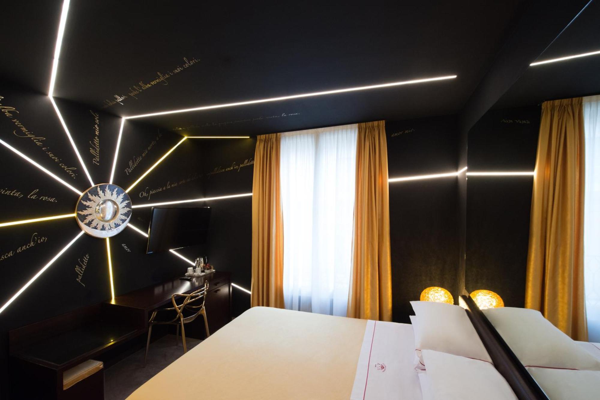 Phi Hotel Bologna Bagian luar foto
