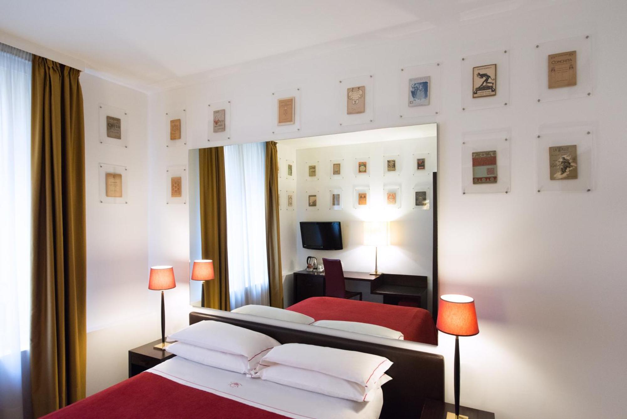 Phi Hotel Bologna Bagian luar foto